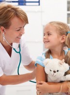 Pediatra i rodzic – pełna wyzwań współpraca w gabinecie lekarskim