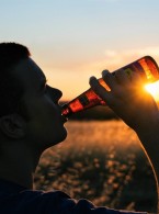 Spożycie alkoholu wśród nastolatków spada